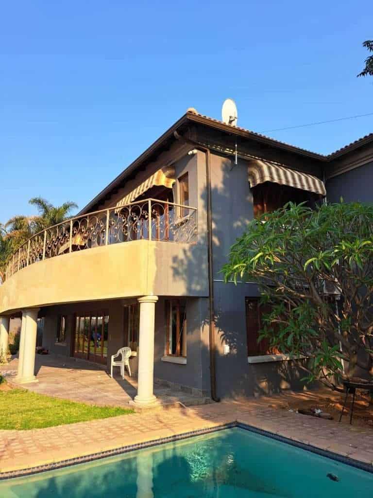 gutters contractors